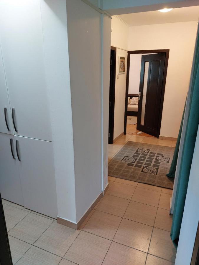 Apartament Central Renovat 3 Camere Bucharest Exterior photo