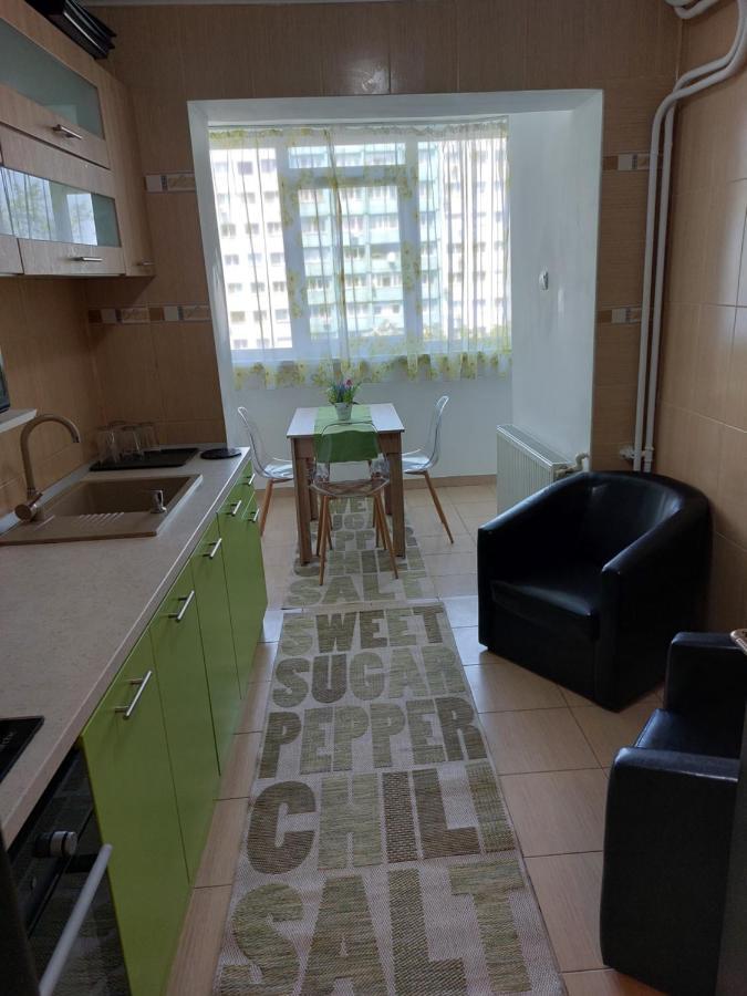 Apartament Central Renovat 3 Camere Bucharest Exterior photo